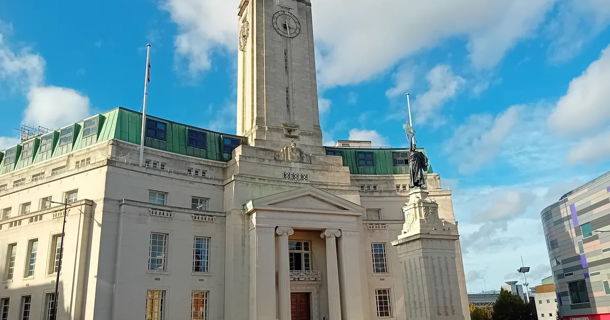 Luton Town Hall, the council's headquarters on George Street.
