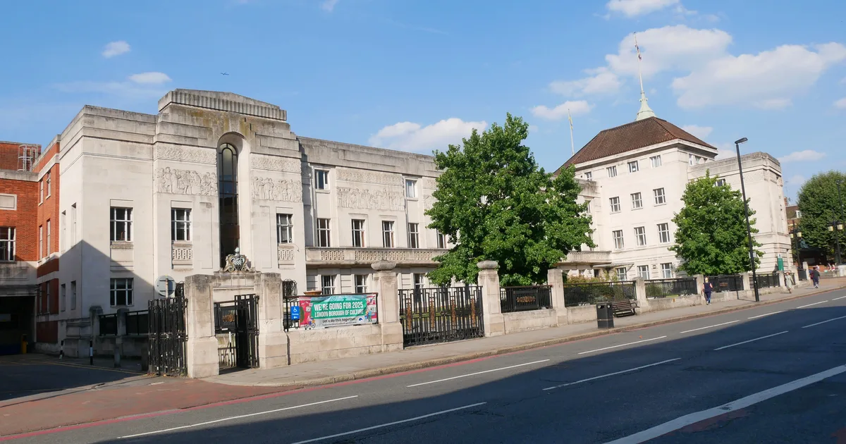Wandsworth Town Hall, south face, headquarters of Wandsworth Borough Council.